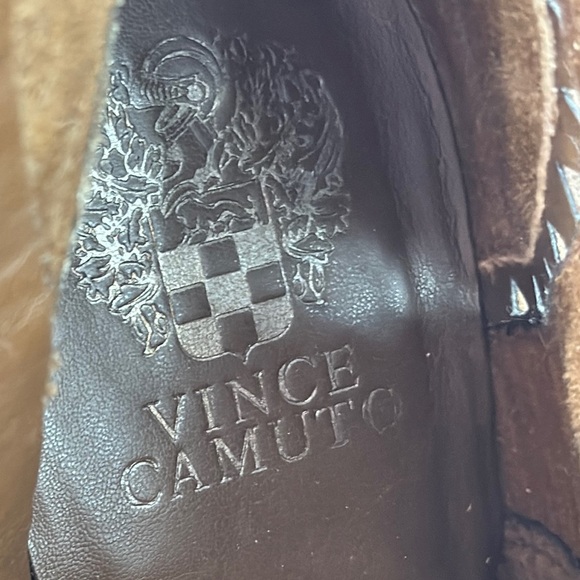 Vince Camuto Brown Heeled Boots with Chunky Heel and Western Design - Picture 13 of 14